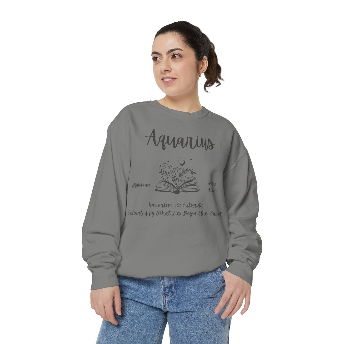 Aquarius Book Lover Sweatshirt, Zodiac Graphic Top, Literary Gift, Astrology Pullover,