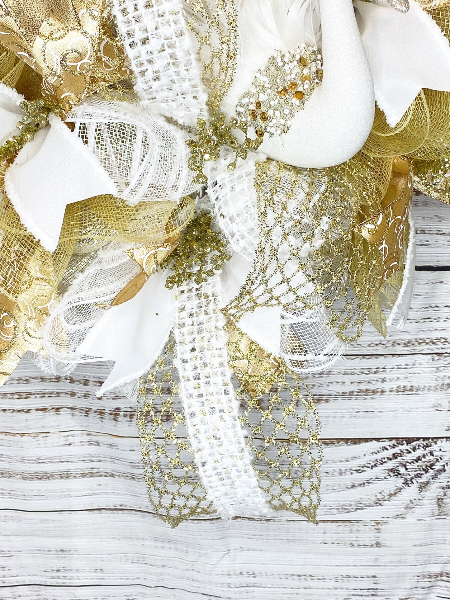 Christmas Swan Wreath