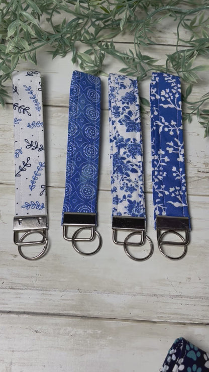 Blue and White Floral Key Fob Wristlet – Handmade Fabric Keychain, 1 Inch x 7 Inch Cotton Wristlet, Blue Pattern Key Holder for Her, Gift Idea